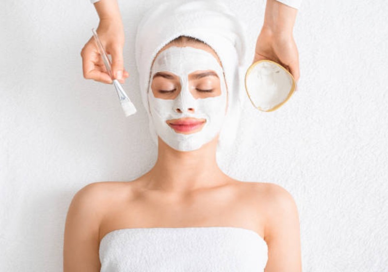 Facial-Starting-Olvir-Beauty-Salon-The-Best-Beauty-Parlor