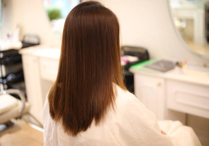 V-Cut-The-Best-Beauty-Parlor